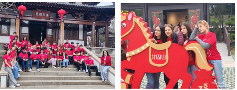 图片包含 建筑, 人们, 小孩, 骑描述已自动生成